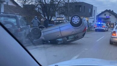 Nesreća u Svetoj Klari: Izletio s ceste i prevrnuo se na krov, vozača prevezli u KBC Zagreb