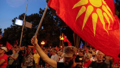 Prosvjednici blokirali Skopje zbog kompromisa s Bugarskom