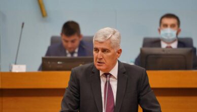 Čović: Schmidt mora spriječiti preglasavanje Hrvata i do kraja provesti presudu ustavnog suda