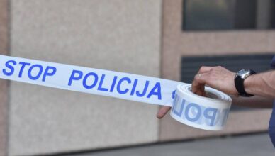 Policija traga za razbojnicima:  Opljačkali su poštu u Zagrebu
