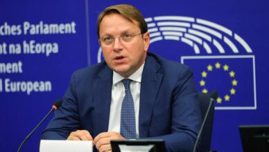 Varhelyi uvjeren: BiH će dobiti status kandidata za ulazak u EU