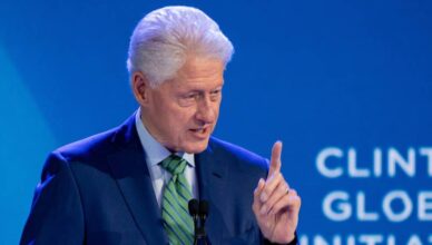 Bill Clinton pozitivan na covid s blagim simptomima: Sretan sam što sam cijepljen!