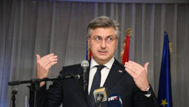 Plenković o izmjenama zakona: Nećemo ograničiti rad novinara i nitko neće kontrolirati medije