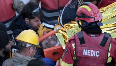 VIDEO Spasioci u Turskoj izbavili muškarca 149 sati od potresa