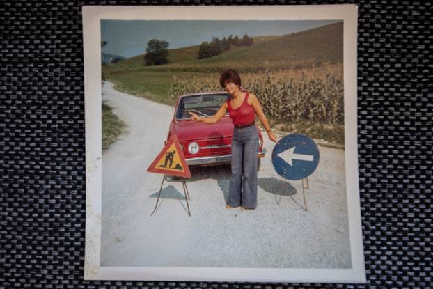 Zaprešić: Presnimke fotografija iz privatnog albuma Marice i Mijata Barišić 