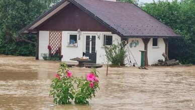Evakuirali obitelji, mještani Drenja Brdovečkog u strahu: Ponavlja nam se 2010. godina