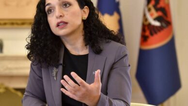 Kosovska predsjednica kaže da je zemlja napadnuta: 'Vučić neka prestane petljati s nama'