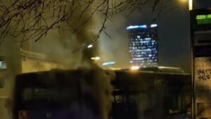 VIDEO Buknuo požar u ZET-ovom busu, gusti dim ispunio vozilo