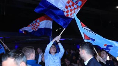 Zagreb: Organizacije gradskih &ccaron;etvrti HDZ-a sve&ccaron;anim skupom obilje&zcaron;ile su 34. obljetnicu osnutka