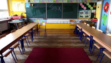 DANAS ŠTRAJK! Obuhvatit će do 1000 škola! A Vlada prijeti: Za ovo će vam biti umanjene plaće