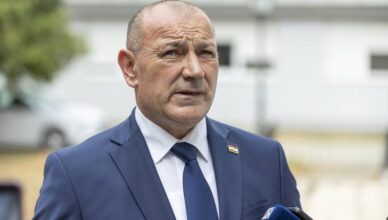 Medved: U strategiji obrane se ne radi o redefiniranju uloge predsjednika, već jačanju snaga