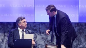 UŽIVO Vlada odlučuje o izmjeni zakona o mirovinama, očekuje se povećanje i novi bonusi...