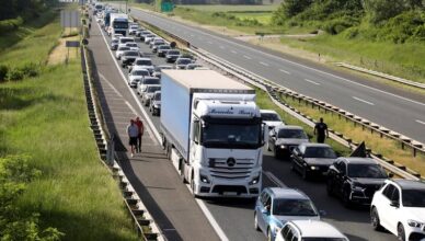 HAK: Od danas na snazi ljetna zabrana prometa za teretnjake