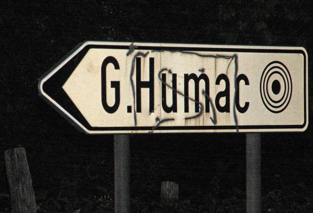 Gornji Humac: Srušio se air traktor gase?i požar deponija sme?a na Bra?u, pilot živ