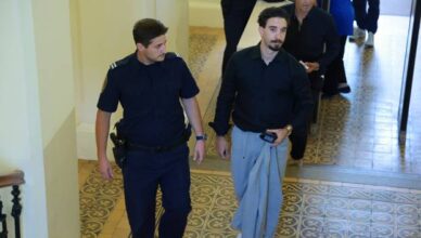 Osijek: Šime Vrsaljko i njegov otac Mladen dolaze na su&dstrok;enje bra&cacute;i Mami&cacute; i ostalima