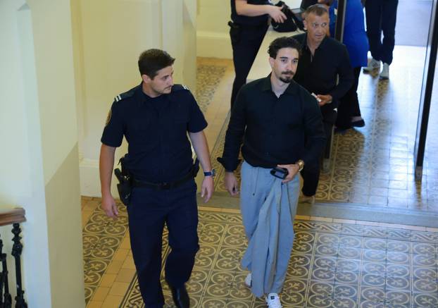 Osijek: Šime Vrsaljko i njegov otac Mladen dolaze na suđenje braći Mamić i ostalima
