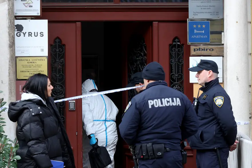 Detalji užasa u Rijeci: Mladić je izbo djevojku pa htio ubiti sebe! Susjedi u šoku: 'Čula se galama'