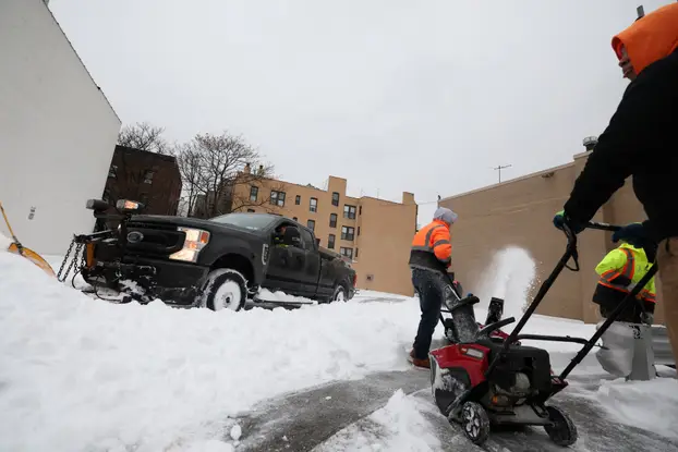 Major winter storm spreads across a large swath of the United States