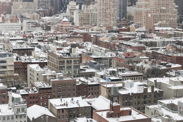 Major winter storm spreads across a large swath of the United States