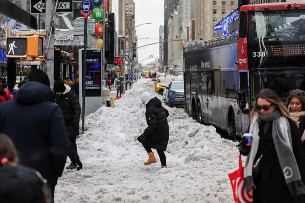 Major winter storm spreads across a large swath of the United States