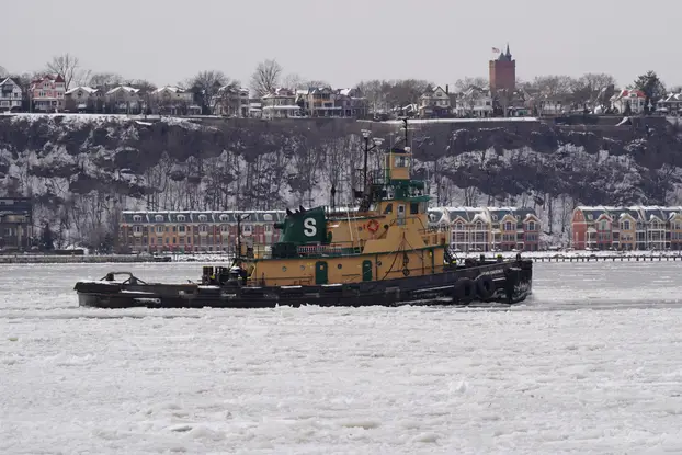Ice floes in the Hudson River between New Jersey and New York City