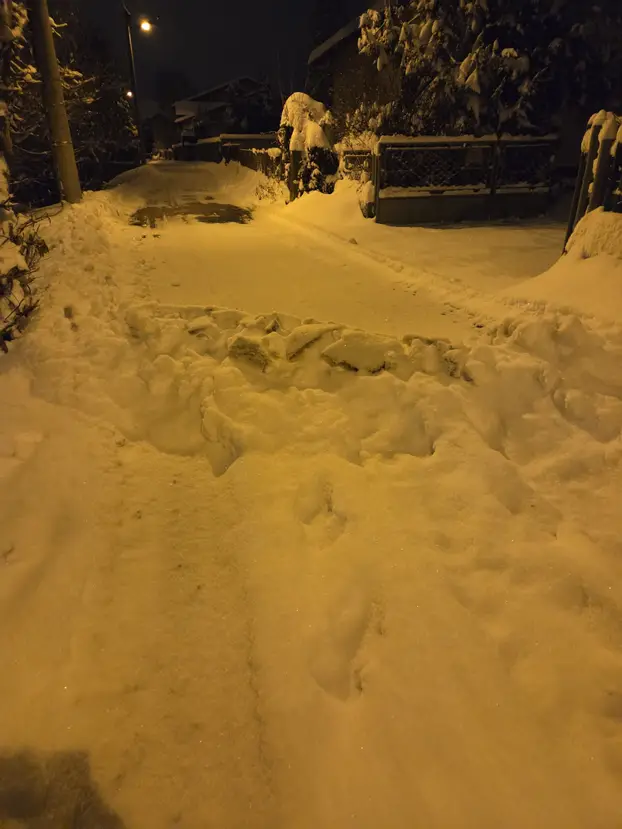 'Ralica nam je zatrpala cestu u Sv. Klari. Kao da ne živimo tu! A prilaze čiste uglavnom žene!'