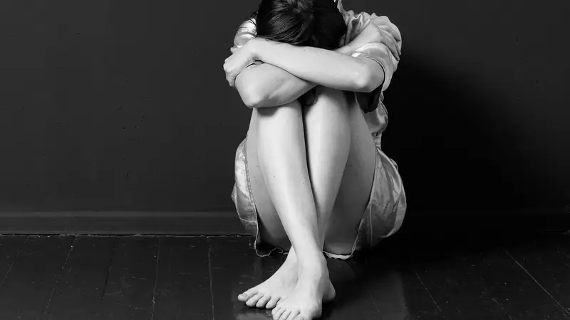 Ispovijest bivše studentice dramskih umjetnosti: 'Profesor me poljubio, počeo me maziti...'