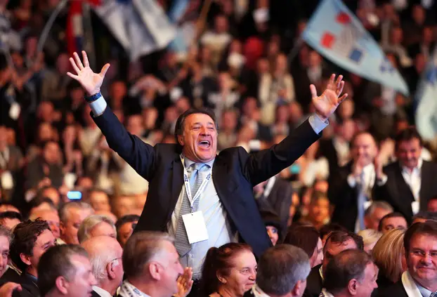 ARHIVA - 2013. Zagreb: Zdravka Mami?a ponijele emocije nastupom tamburaša na Saboru HDZ-a